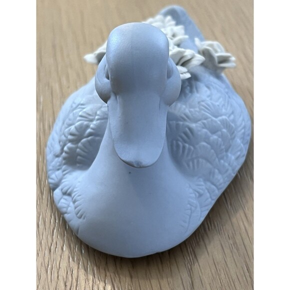 Jasper Ware Wedgewood Blue Duck & Flowers Trinket Dish - Picture 6 of 8